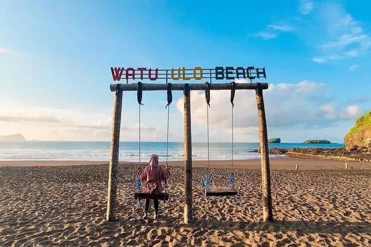 Gambar utama Pantai Watu Ulo